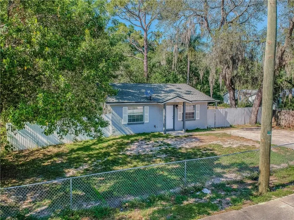 1814 E Yukon Street Tampa FL 33604
