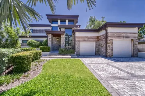 3391 Maple Street NE St Petersburg FL 33704