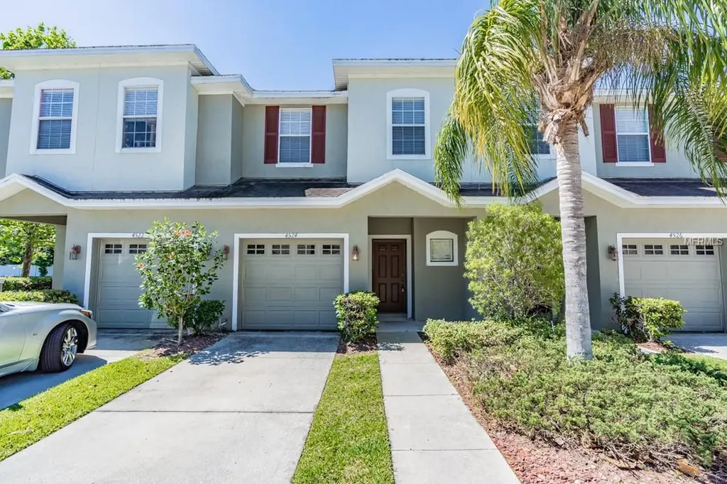 4524 Amberly Oaks Court Tampa FL 33614