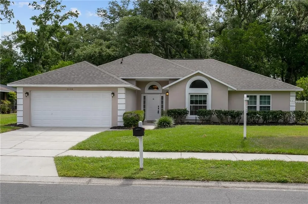 2006 Heatheroak Drive Apopka FL 32703