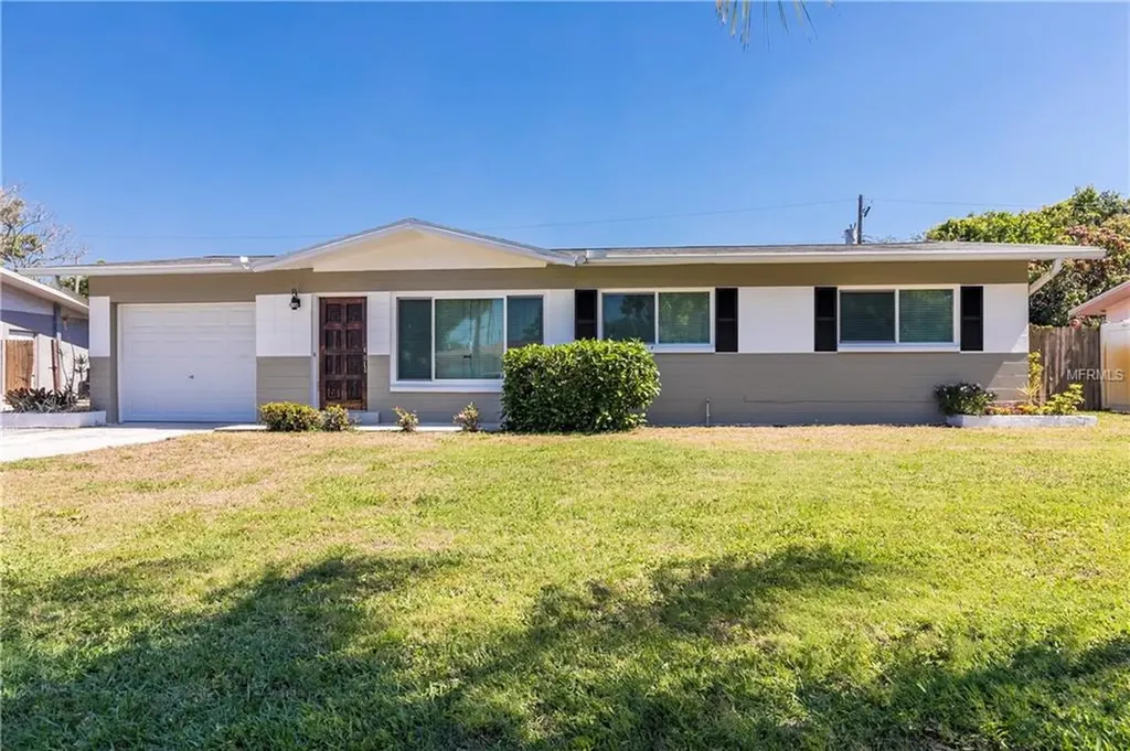 3880 Whiting Drive SE St Petersburg FL 33705