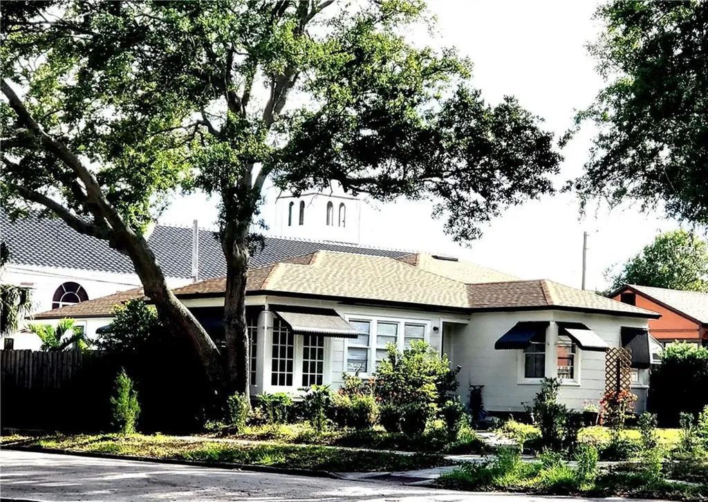 4300 1st Avenue N St Petersburg FL 33713