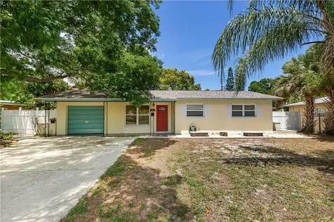 2065 63rd Avenue S St Petersburg FL 33712