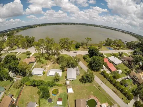 1501 W Lake Cannon Drive NW Winter Haven FL 33881