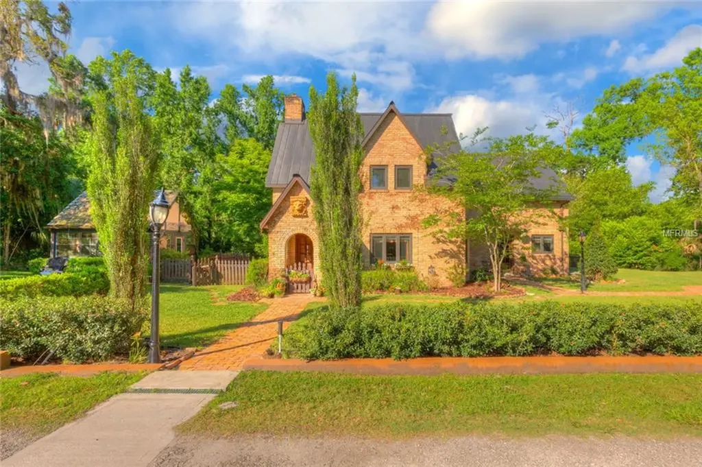 3840 Willow Avenue Deland FL 32720