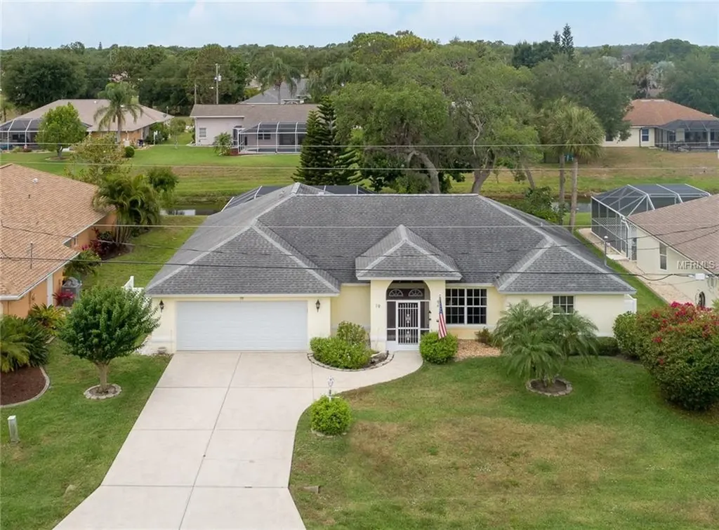19 Sportsman Road Rotonda West FL 33947