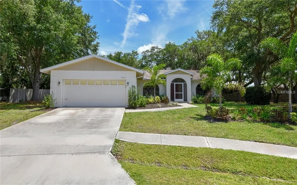 2209 Lime Oak Court Sarasota FL 34232