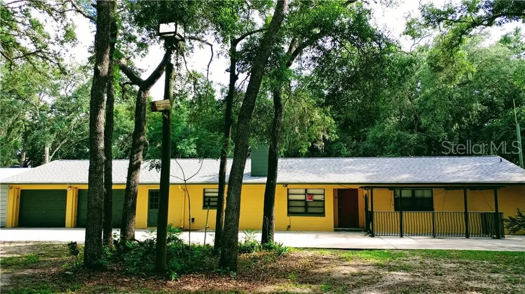 448 Grove Street Deland FL 32720
