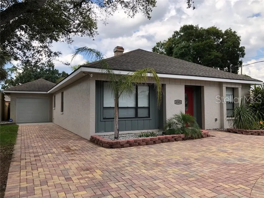4305 W Empedrado Street Tampa FL 33629