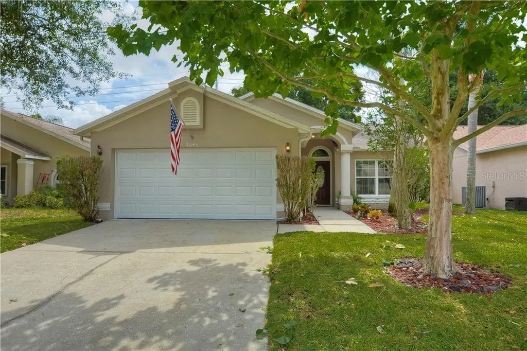 8643 Huntfield Street Tampa FL 33635