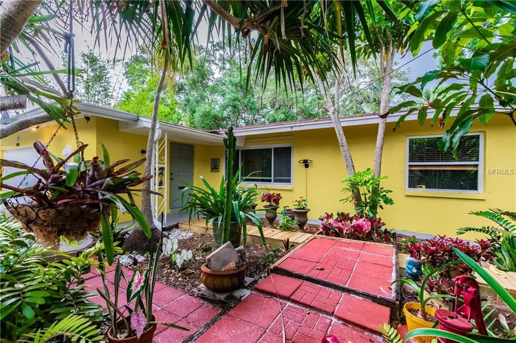 500 79th Avenue NE St Petersburg FL 33702