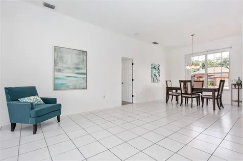 5777 Stone Pointe Drive Sarasota FL 34233