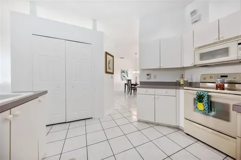 5777 Stone Pointe Drive Sarasota FL 34233