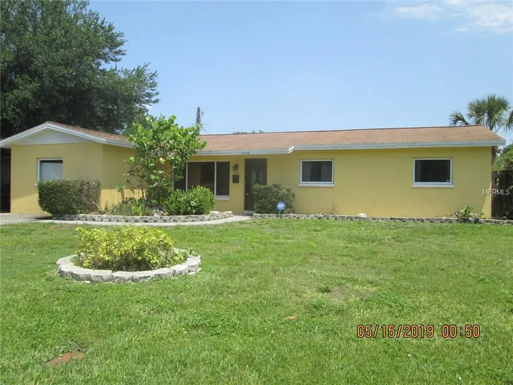 1949 66th Avenue N St Petersburg FL 33702