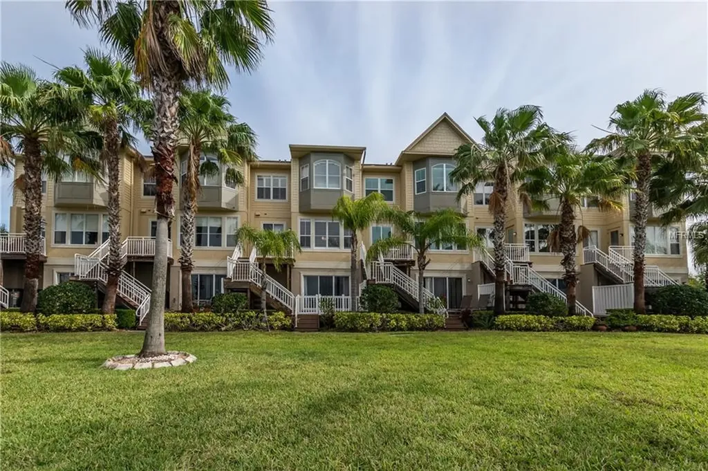 4353 Spinnaker Cove Lane Tampa FL 33615
