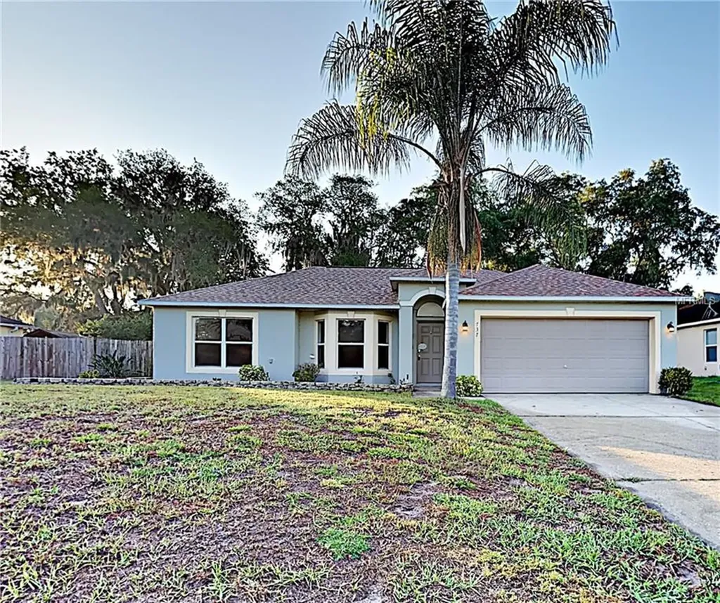 737 Alderwood Avenue Deltona FL 32738