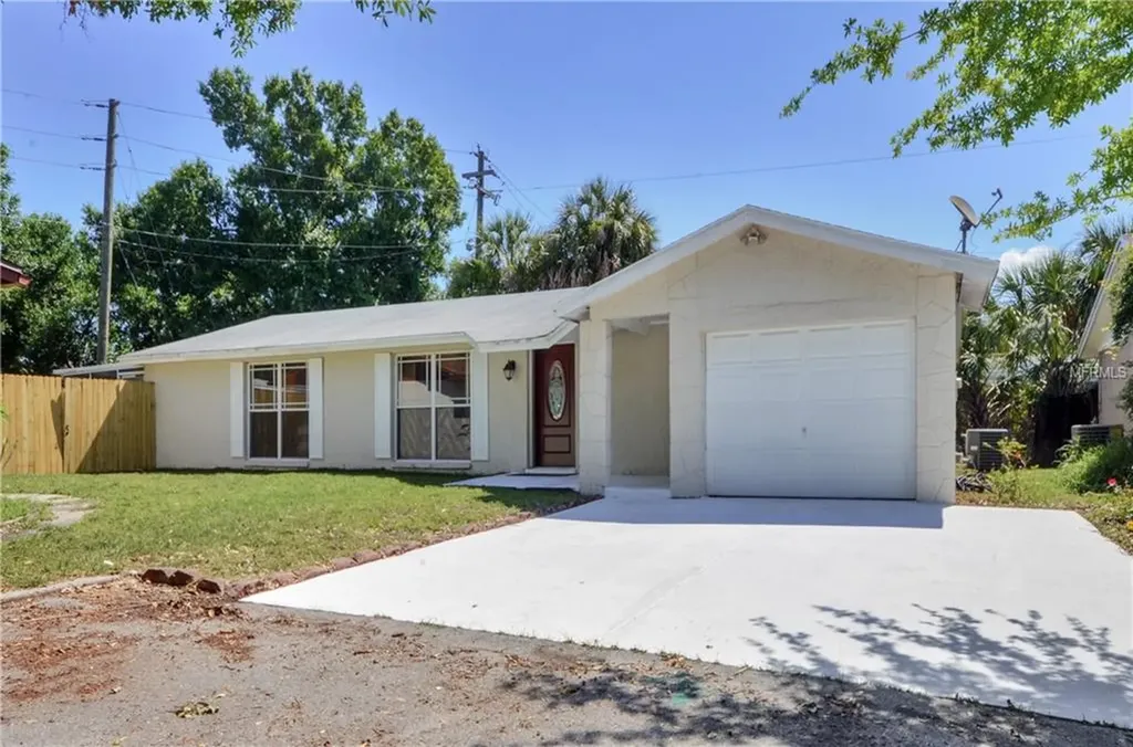10101 Benbrook Court Tampa FL 33615
