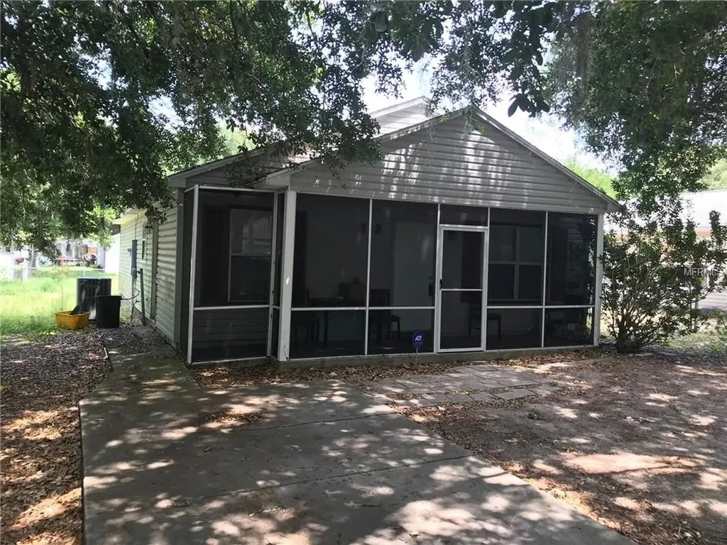 812 Georgia Avenue Leesburg FL 34748