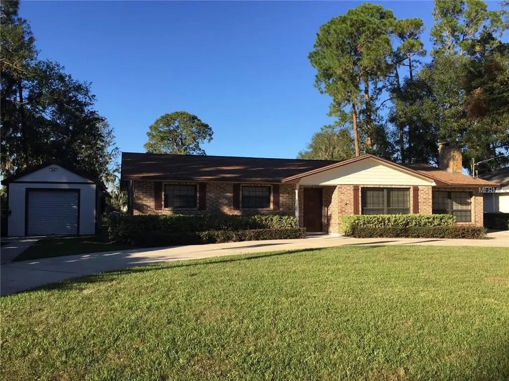 11105 Cypress Street Tavares FL 32778