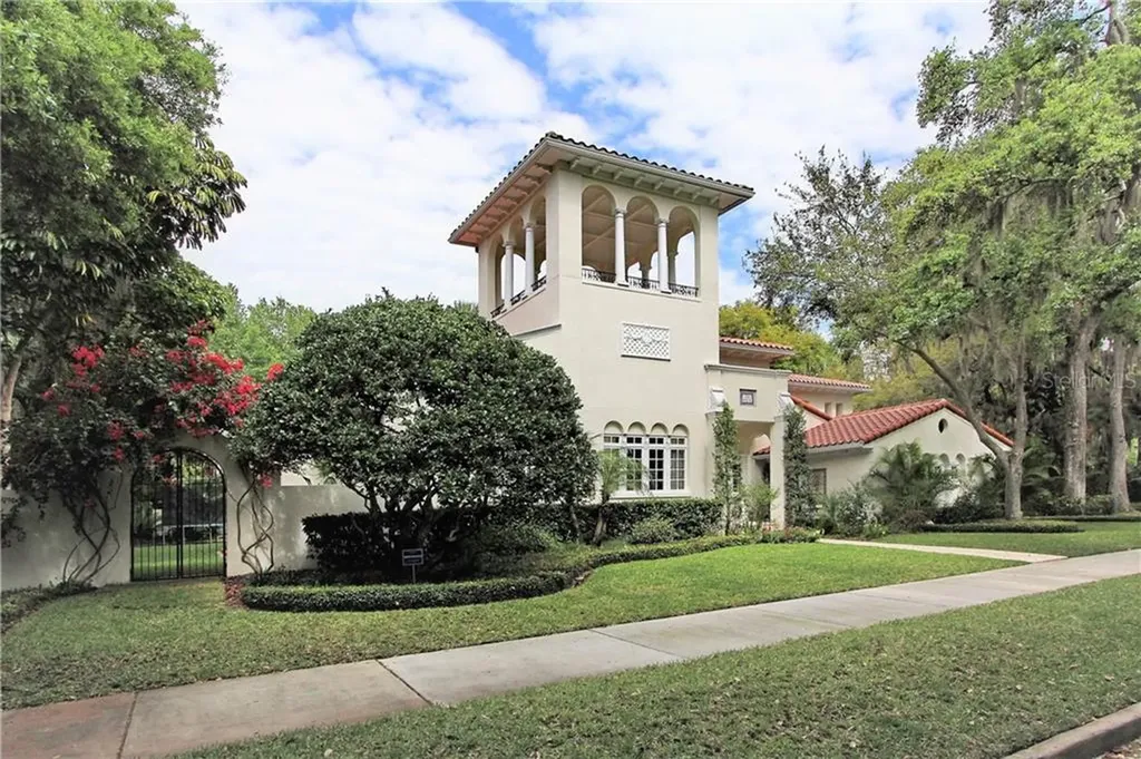 4521 W Swann Avenue Tampa FL 33609