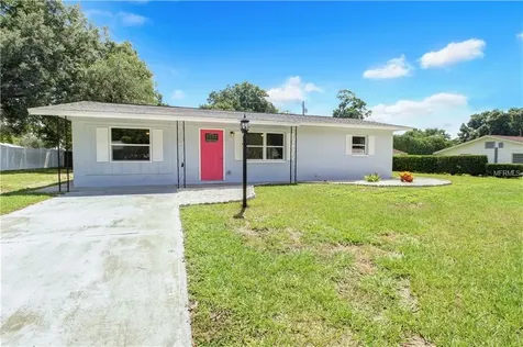 5926 Wilson Drive Zephyrhills FL 33542
