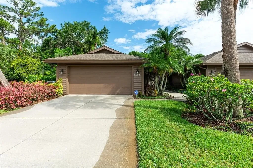 5605 Doral Drive Sarasota FL 34243