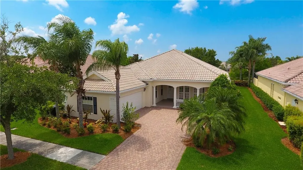 5572 Novara Place Sarasota FL 34238