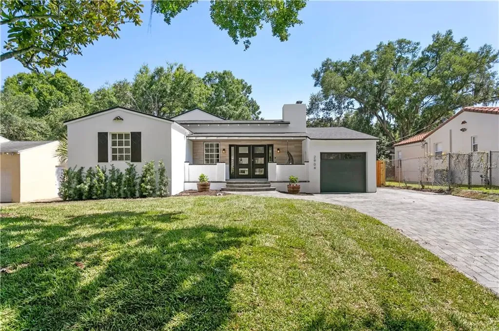 2904 W Coachman Avenue Tampa FL 33611
