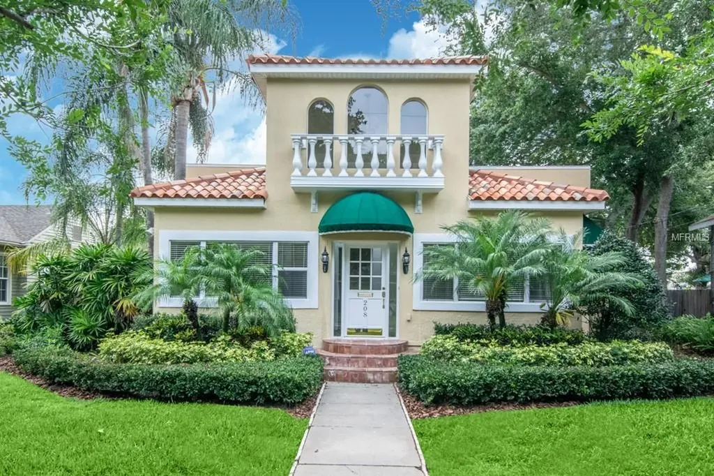 208 S Woodlynne Avenue Tampa FL 33609