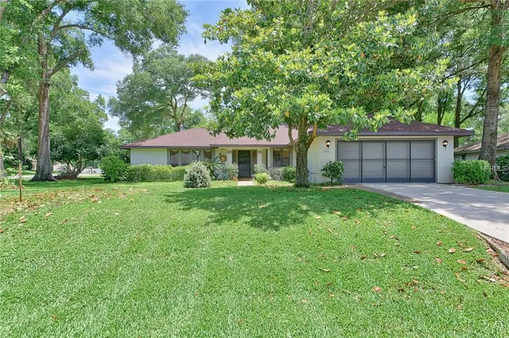 9251 SW 192nd Court Road Dunnellon FL 34432