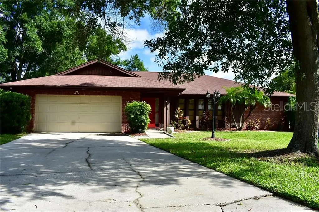 712 Royal Glen Drive Lakeland FL 33813