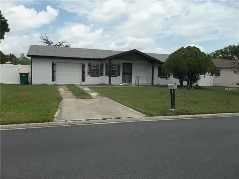 67 Alameda Drive Kissimmee FL 34743