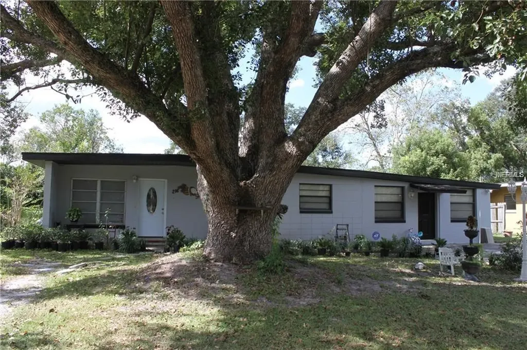216 Wilmer Avenue Orlando FL 32811