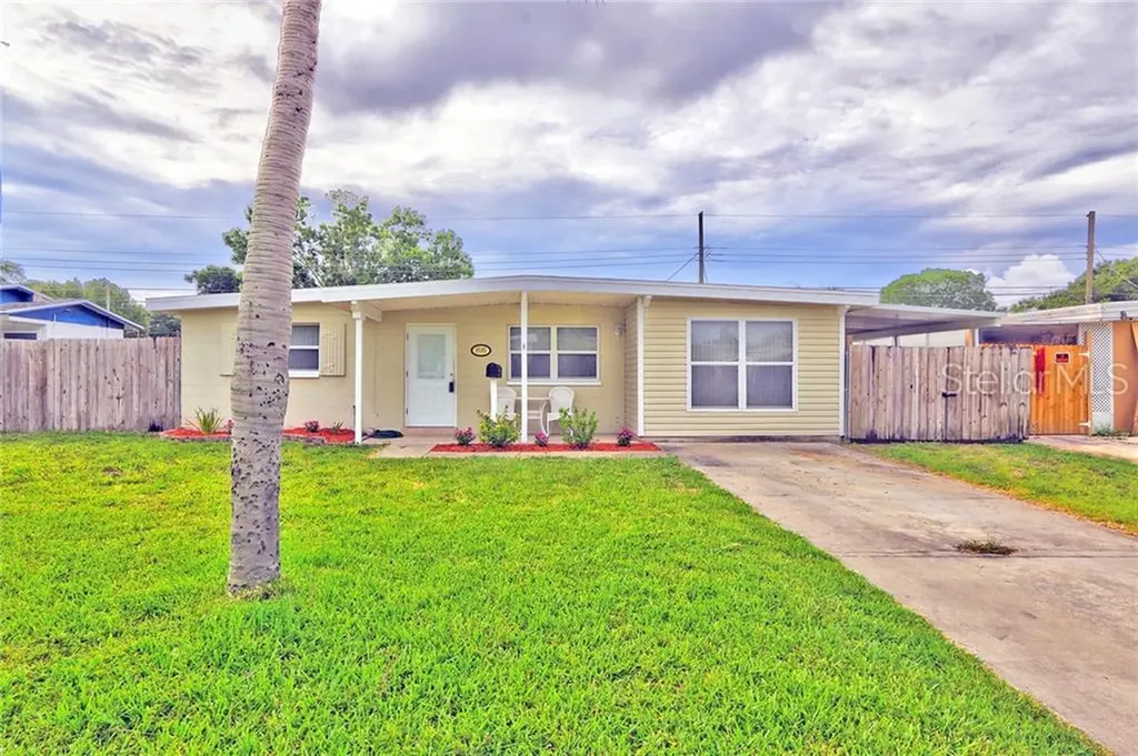 9595 52nd Way N Pinellas Park FL 33782