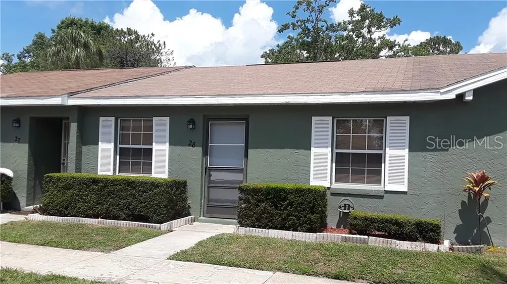 28 Las Palmas Way Kissimmee FL 34743