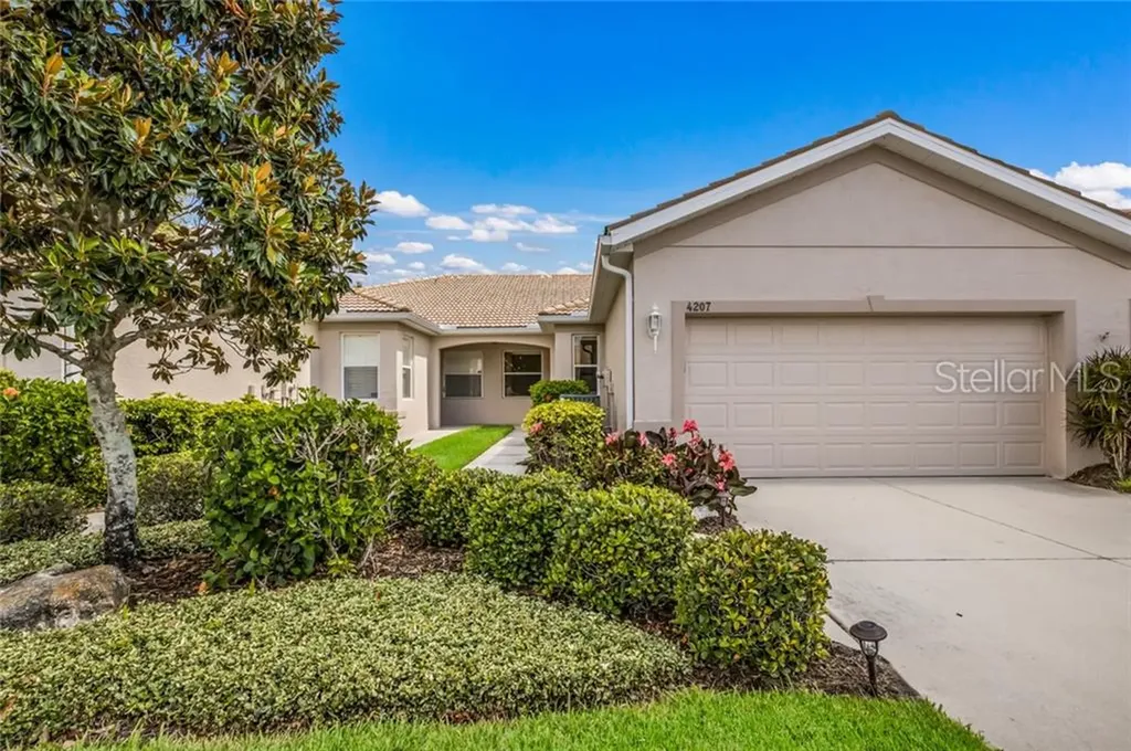 4207 Cascade Falls Drive Sarasota FL 34243