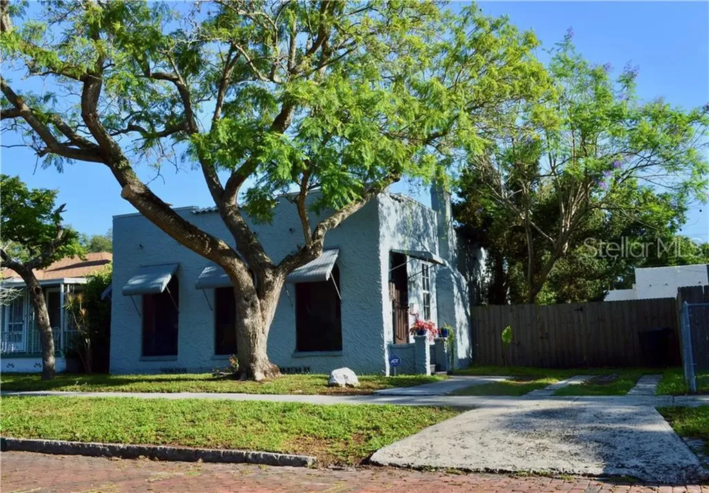 3713 2nd Avenue N St Petersburg FL 33713