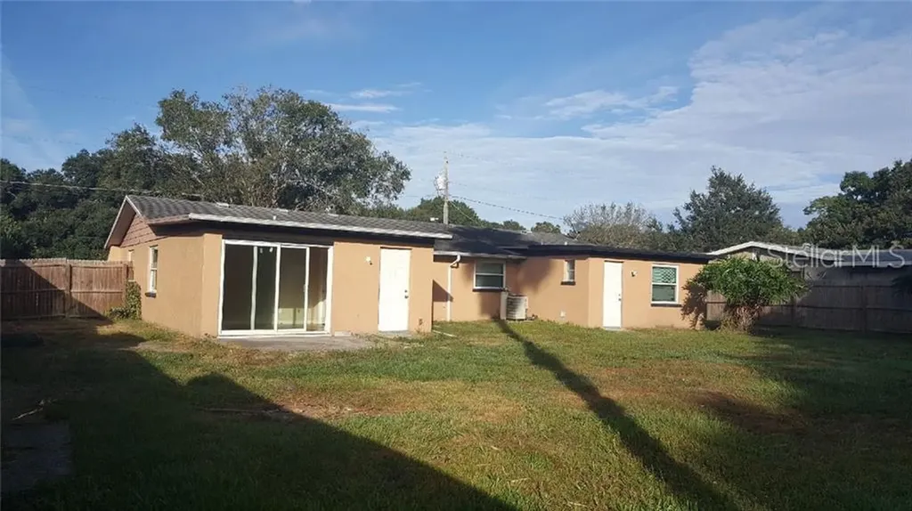 1115 Hagle Park Road Bradenton FL 34212