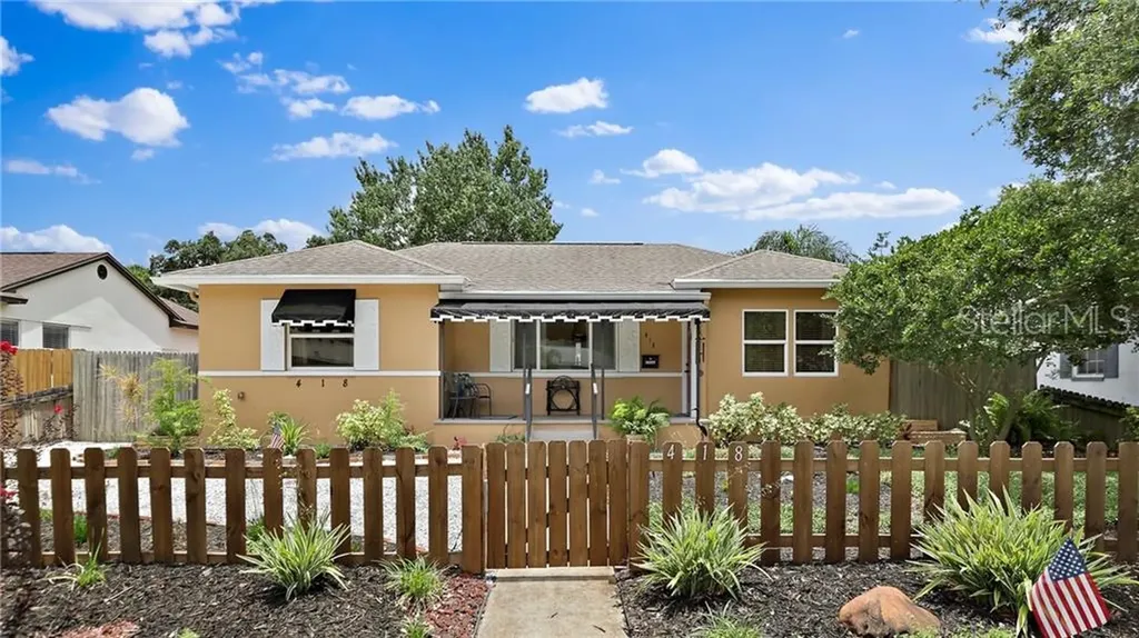 418 39th Avenue NE St Petersburg FL 33703