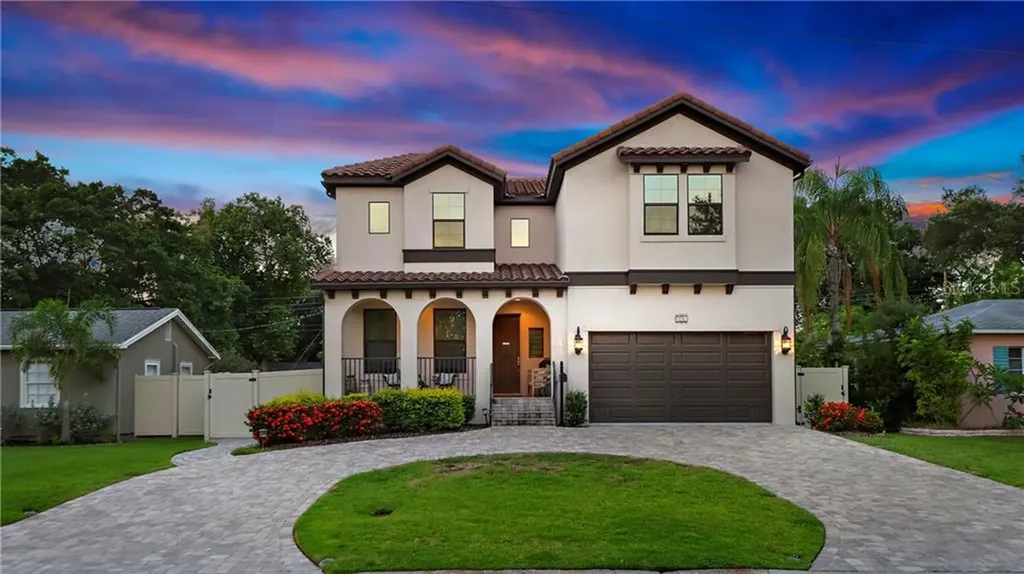 431 39th Avenue NE St Petersburg FL 33703