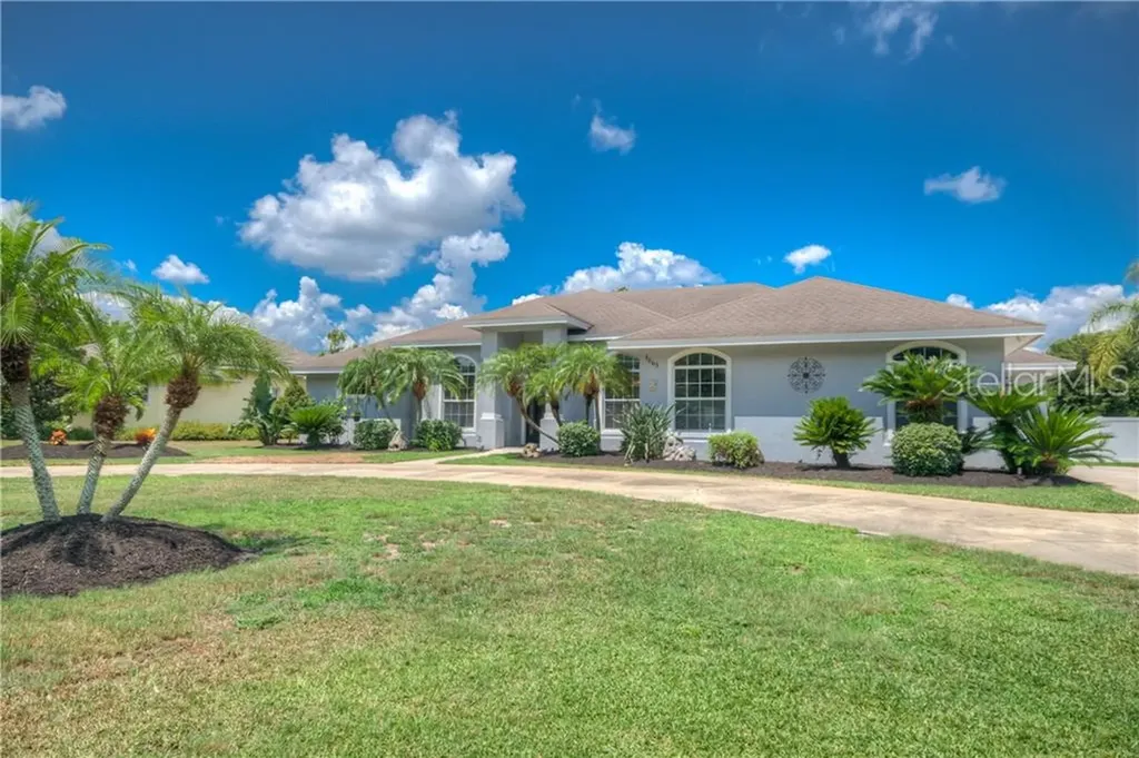 1065 W Lake Hamilton Drive Winter Haven FL 33881