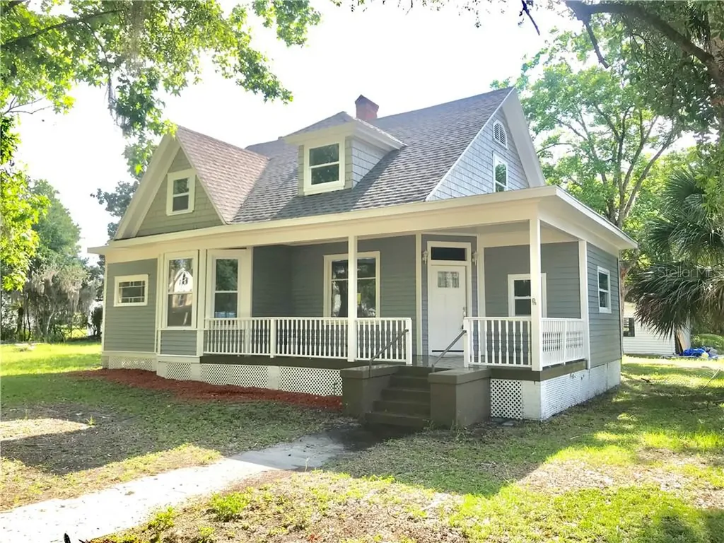 128 N Oak Avenue Orange City FL 32763