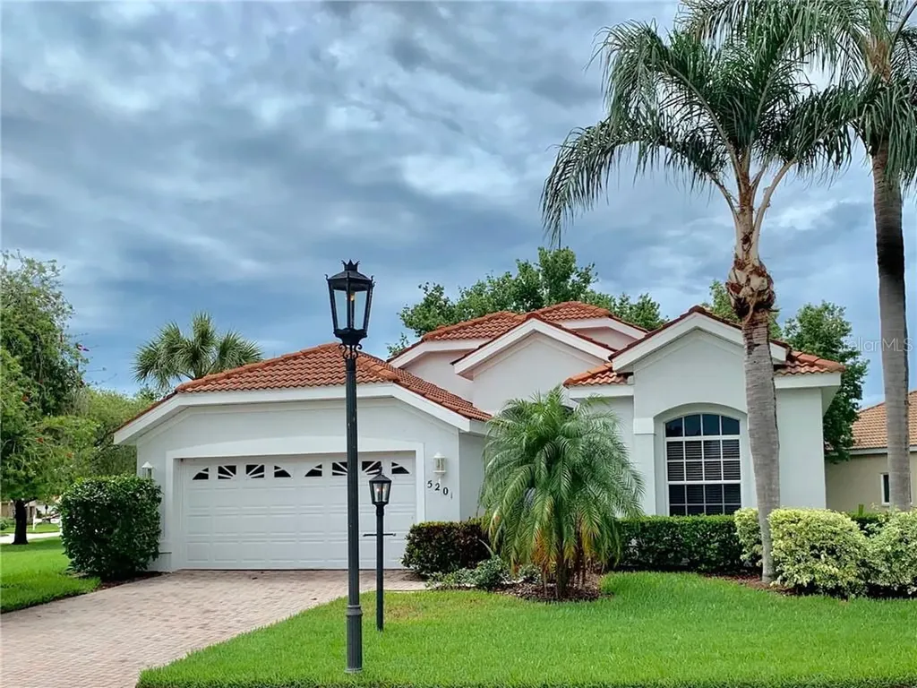 5201 Highbury Circle Sarasota FL 34238