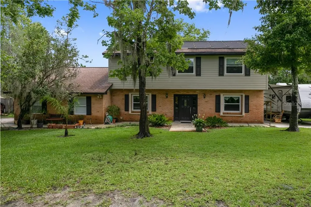 3100 N County Road 426 Geneva FL 32732