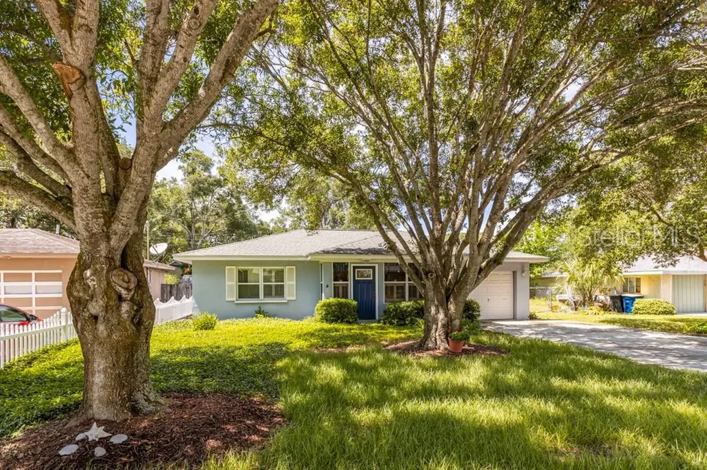 1620 Laura Street Clearwater FL 33755
