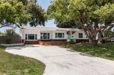 4300 25th Avenue N St Petersburg FL 33713