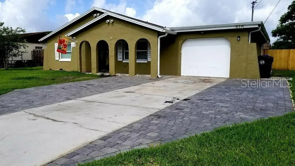 616 N Lavon Avenue Kissimmee FL 34741