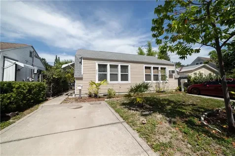 6849 3rd Street N St Petersburg FL 33702
