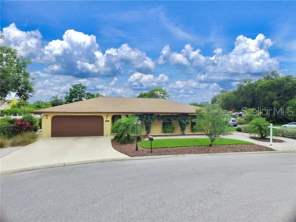 7107 24th Avenue W Bradenton FL 34209