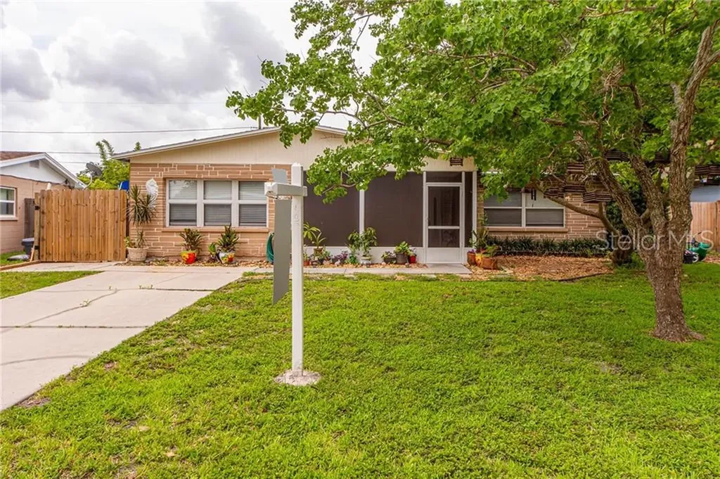 5190 98th Avenue N Pinellas Park FL 33782